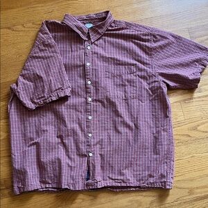 Old Navy Men's Burgundy Plaid Short Sleeve Button Down Shirt